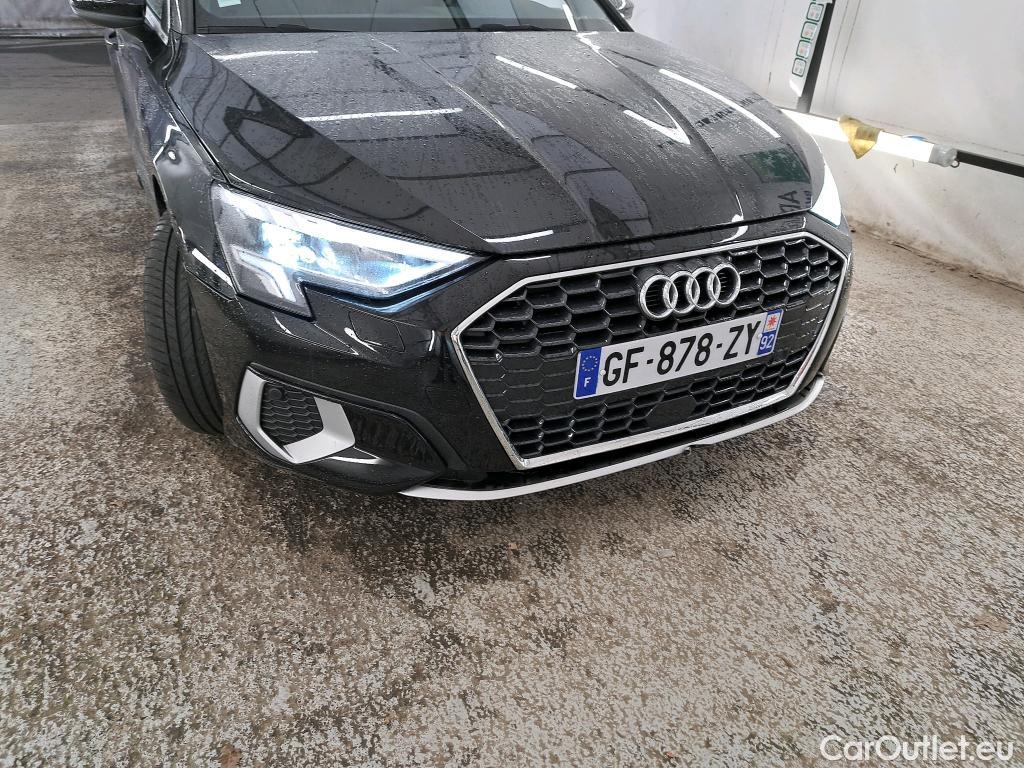  Audi  A3 AUDI  Sportback / 2020 / 5P / Berline 40 TFSI e 204 S Tronic Design Luxe #3