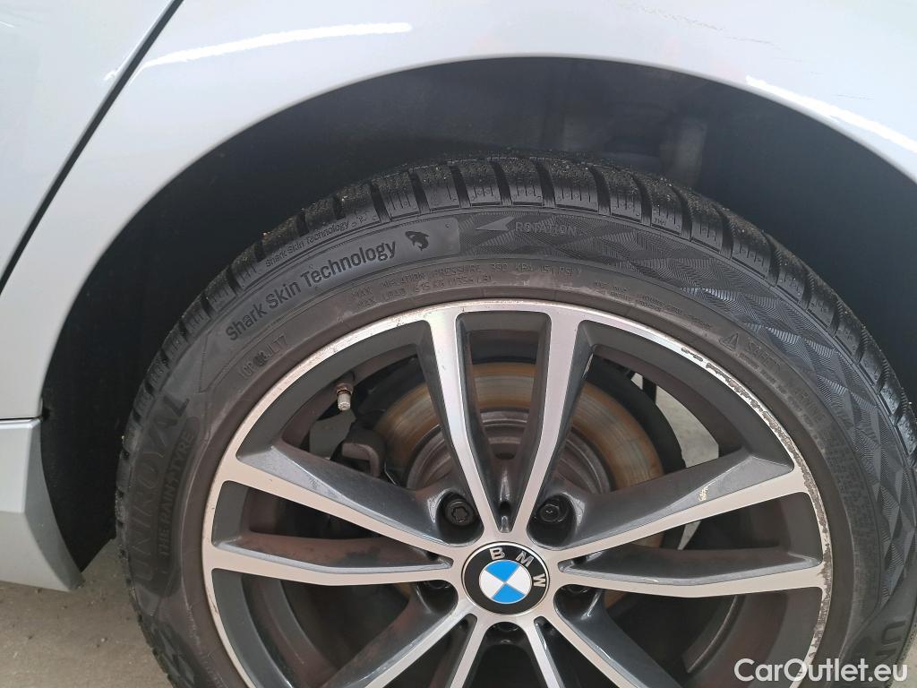  Bmw  Serie 1 Série 1 Berline 5porte 118 d Sport 2.0 150CV BVA8 E6 #32