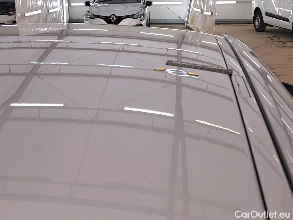  Bmw  Serie 1 Série 1 Berline 5porte 118 d Sport 2.0 150CV BVA8 E6 #26
