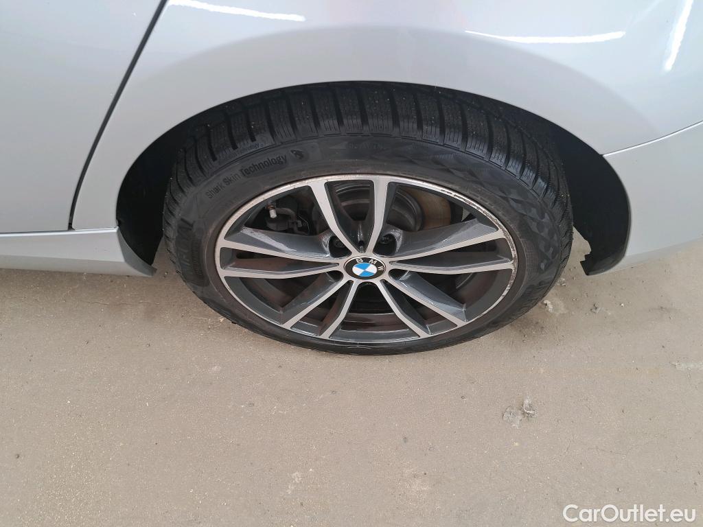  Bmw  Serie 1 Série 1 Berline 5porte 118 d Sport 2.0 150CV BVA8 E6 #17