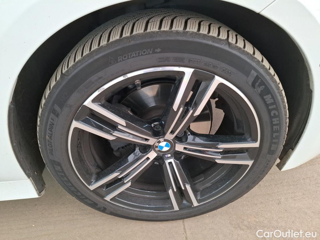  Bmw  Serie 3 BMW Série 3 Berline / 2018 / 4P / Berline 320d xDrive 190ch M Sport BVA8 #23