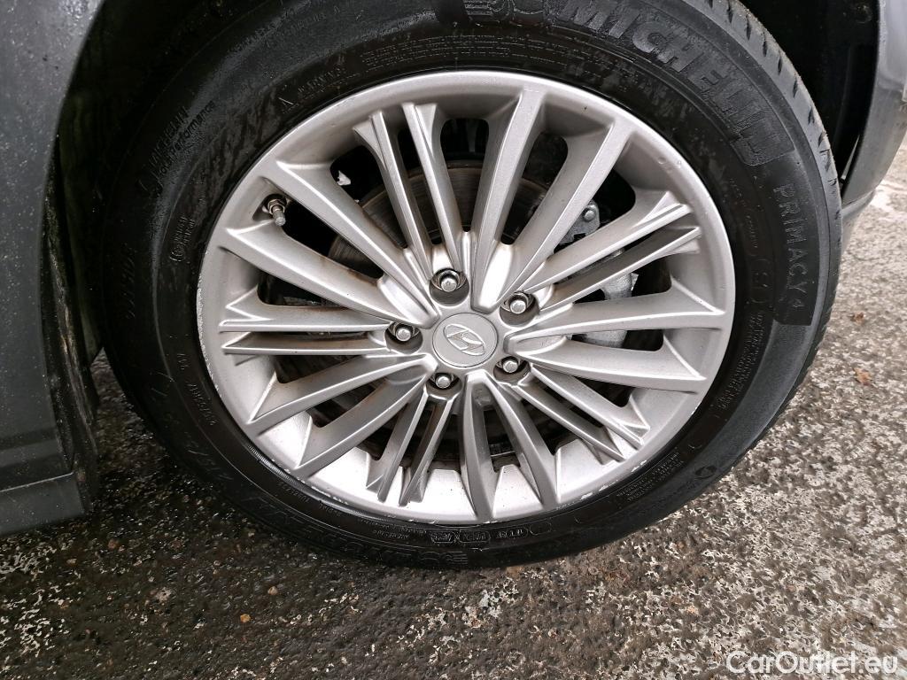  Hyundai  Konna HYUNDAI Kona / 2017 / 5P / SUV 1.6 CRDI 136 DCT-7 Creative / VO RECONDITIONNE - PHOTOS AVANT RECONDITIONNEMENT #13