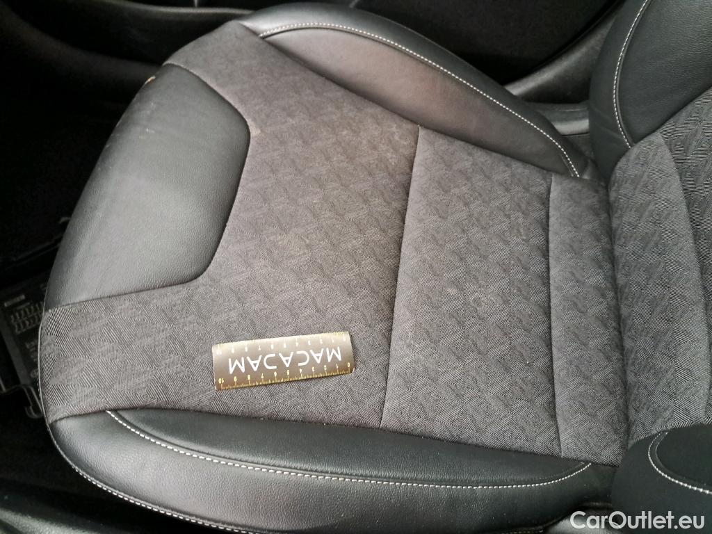  KIA  Niro KIA  / 2019 / 5P / Berline 1.6 GDI Plug-In Hybrid ACTIVE DCT6 #2