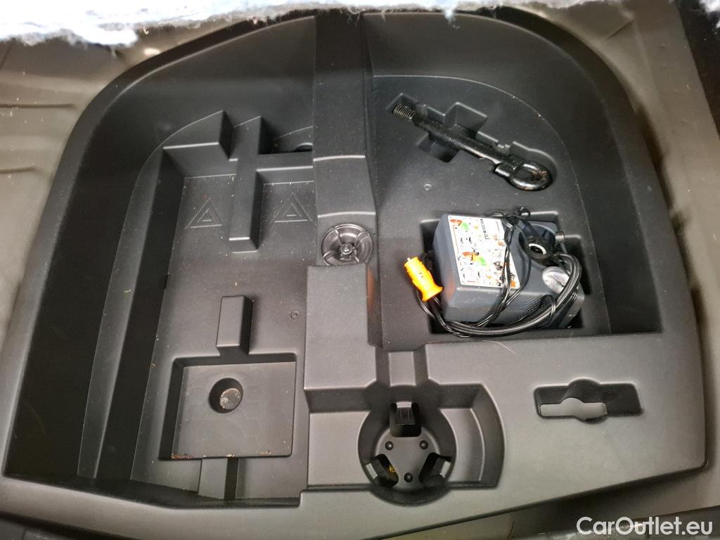 Nissan  Juke NISSAN  / 2019 / 5P / Crossover DIG-T 114 DCT Business+ #20