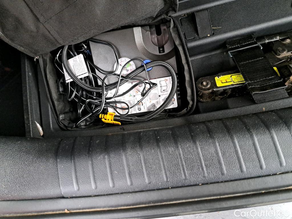  KIA  Niro KIA  / 2019 / 5P / Berline 1.6 GDI Plug-In Hybrid ACTIVE DCT6 #1