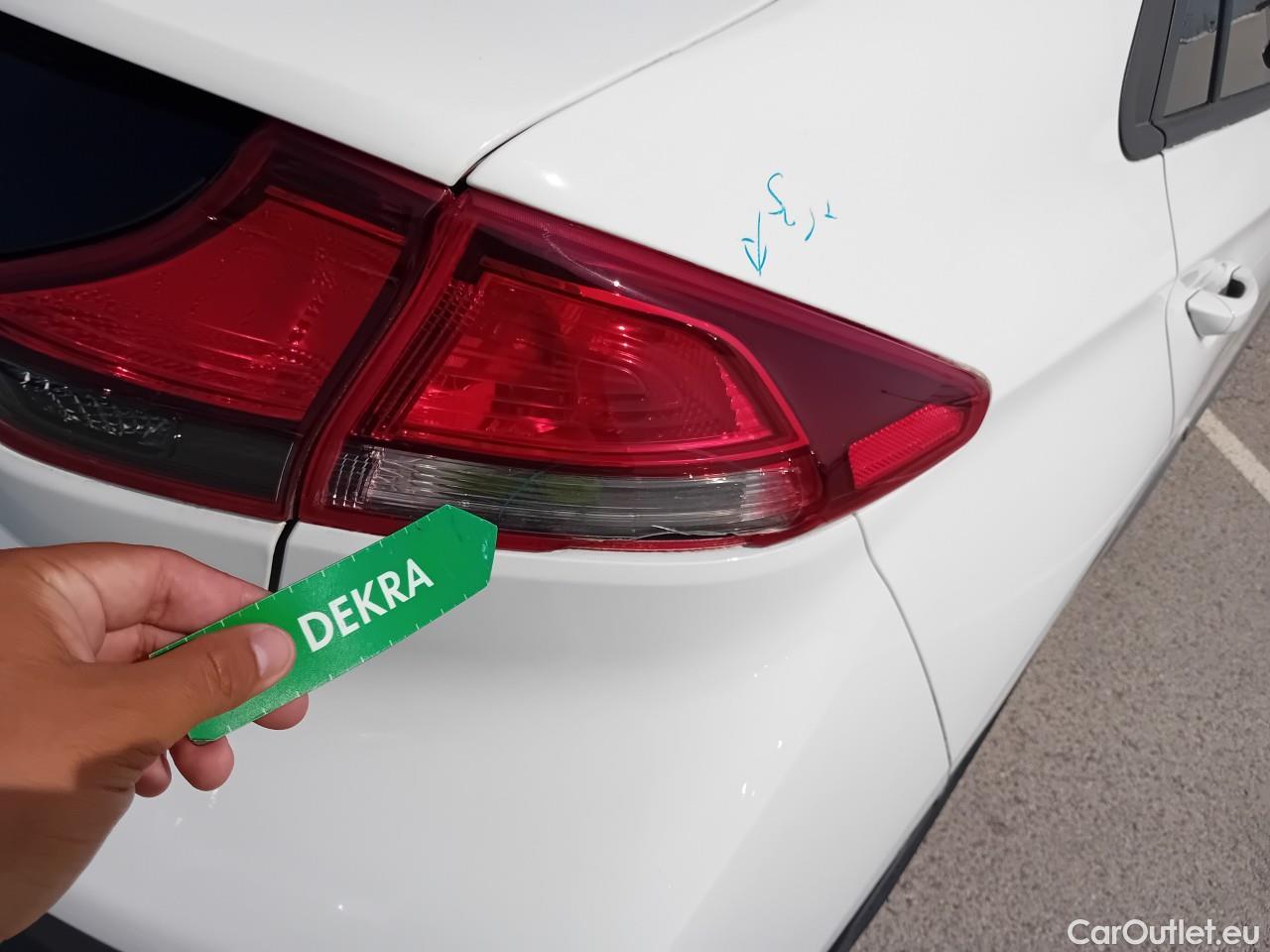  Hyundai   Ioniq HYUNDAI / 2019 / 5P / berlina con portón 1.6 GDI PHEV Klass DCT #25