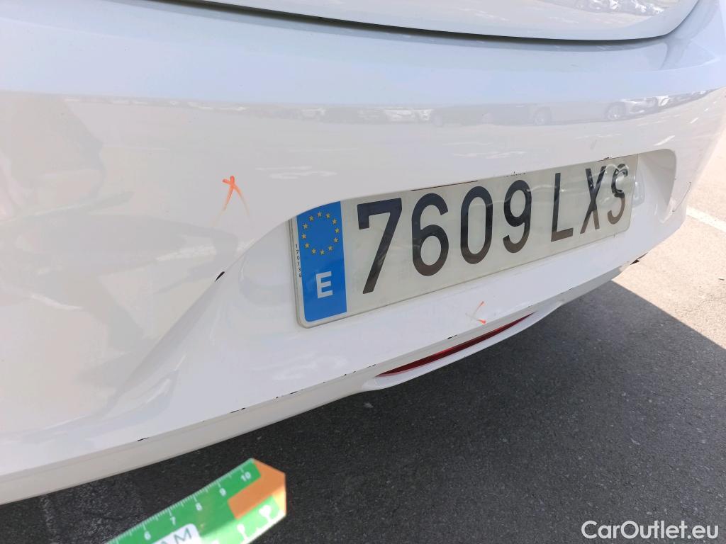  Opel  Corsa OPEL  / 2019 / 5P / berlina con portón 1.5D DT 74kW (100CV) Edition #10