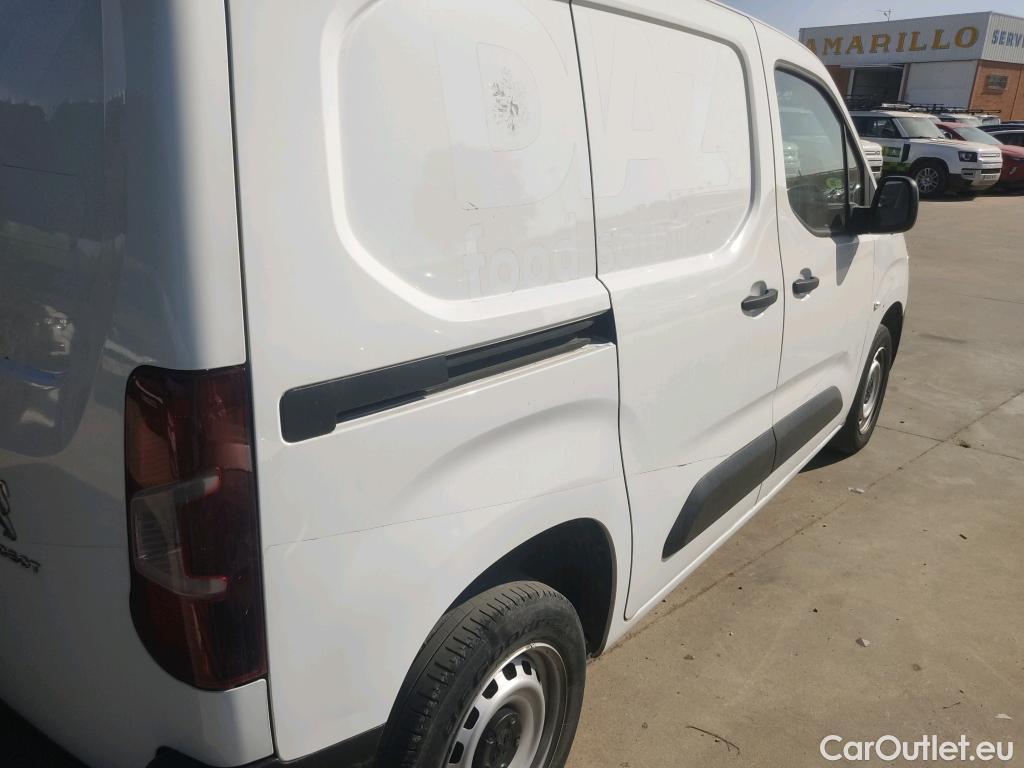  Peugeot  Partner PEUGEOT  / 2018 / 3P / furgón derivado de turismo Pro Standard 600kg BlueHDi 73kW #7