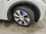  Tesla  Model Y TESLA  72.5 kWh Dual Motor Long Range (324 kW) 5d #60