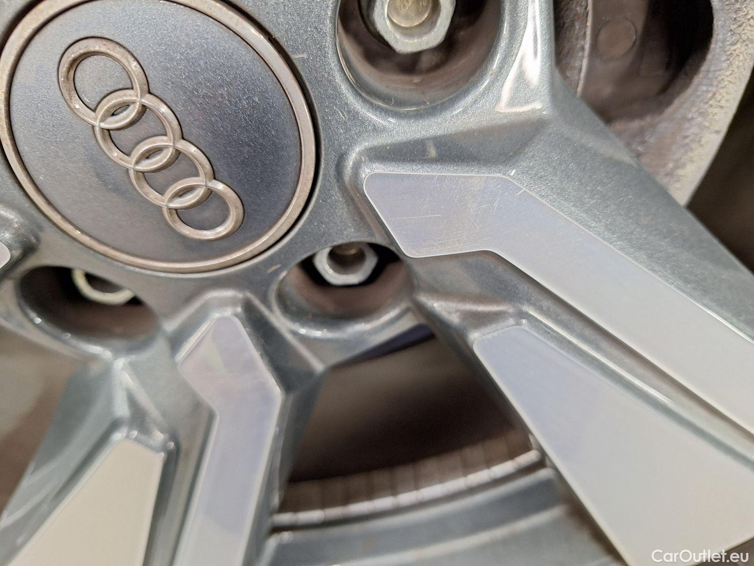  Audi  Q2 Audi,  '16, Audi  1.6 30 TDI 85kW S tronic Design B. Edit 5d #1