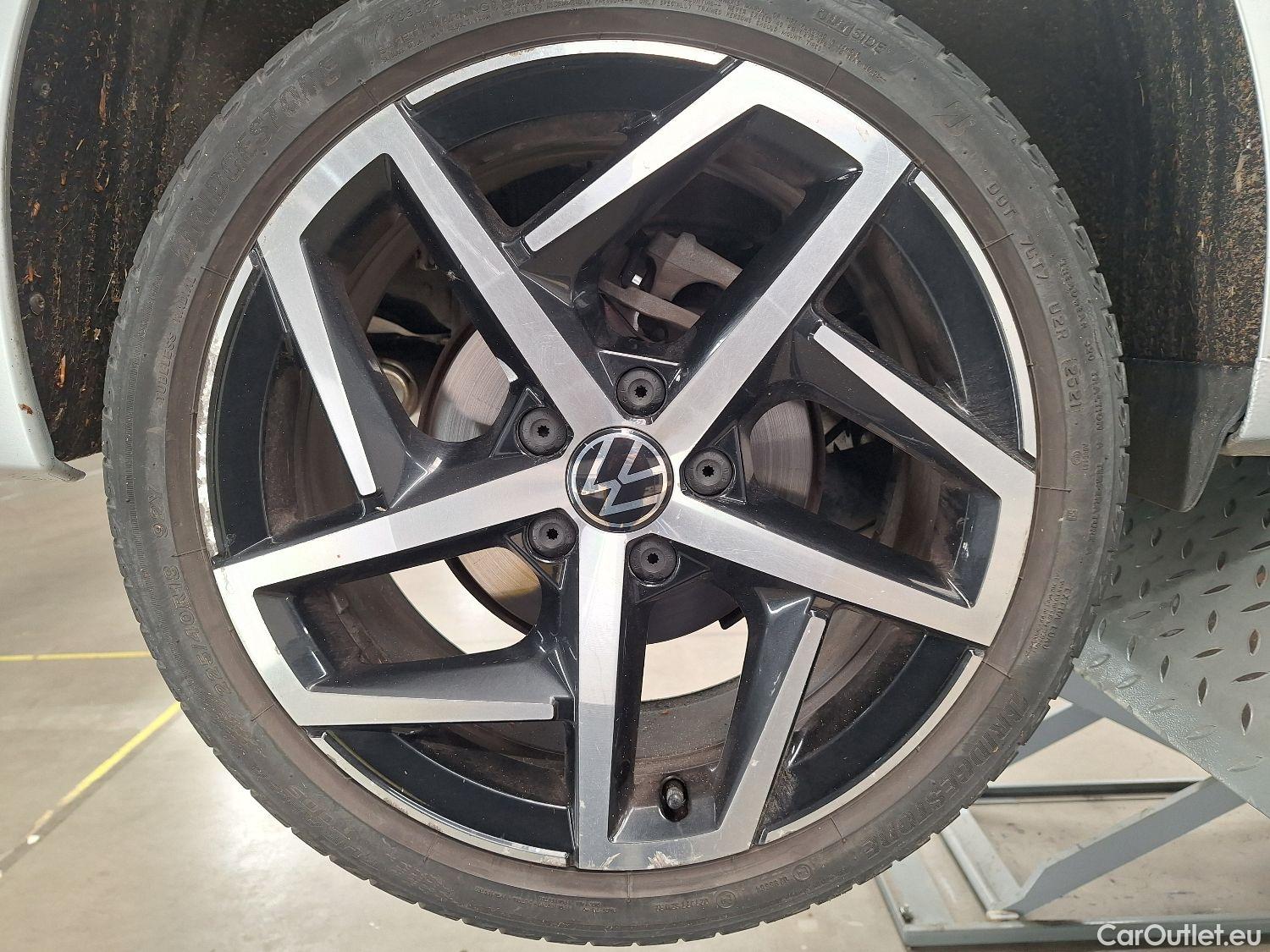  Volkswagen  Golf  VW, VIII '20, Volkswagen VIII 1.0 eTSI 81kW Life DSG 5d #3
