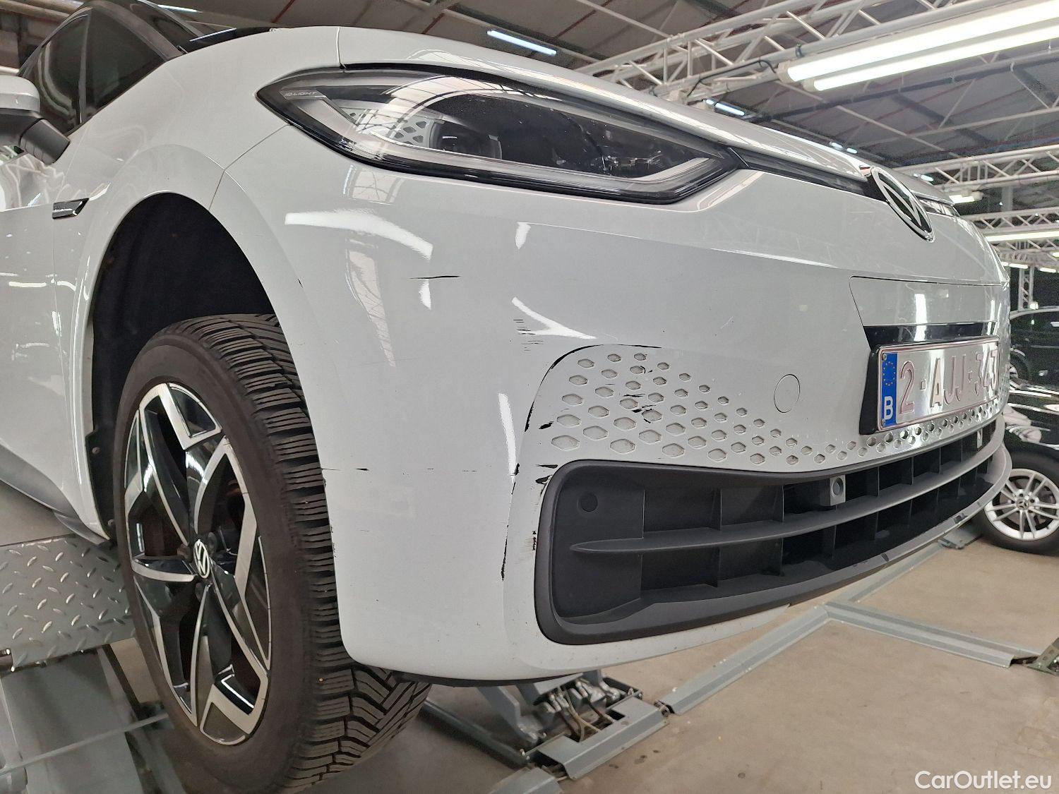  Volkswagen  ID.3 VW,  '20 BEV, Volkswagen  77 kWh Pro S Tour 5d #8