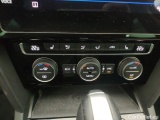  Volkswagen  Passat Volkswagen  Variant 2.0 TDI SCR 110kW DSG7 Elegance Business 5d #30