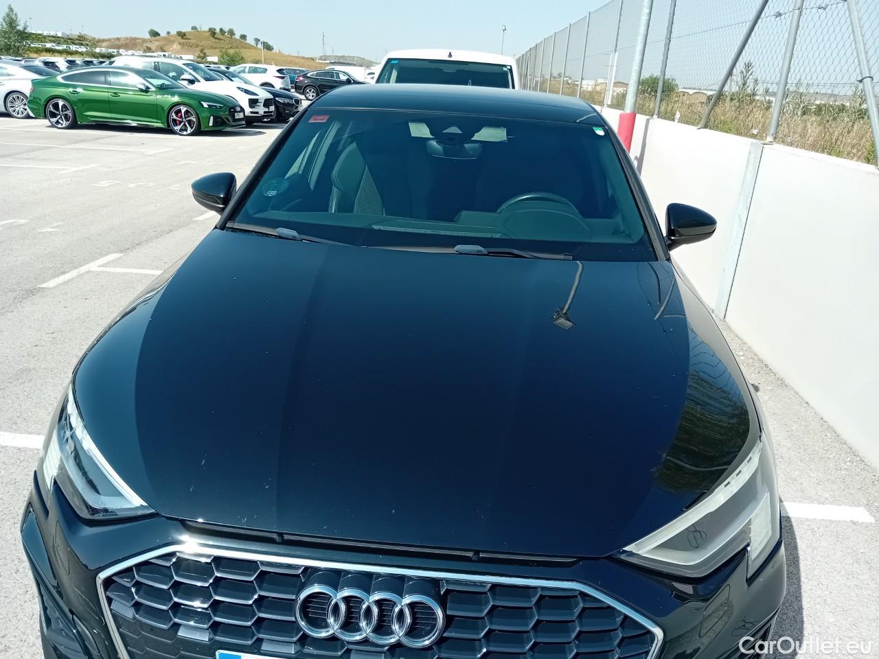  Audi  A3 AUDI  / 2020 / 5P / berlina con portón Sportback S line 35 TFSI 110kW S tronic #8