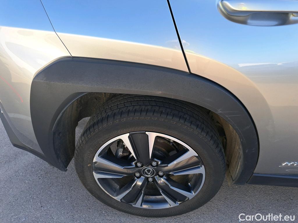  Land Rover  Discovery LEXUS UX / 2018 / 5P / todoterreno 2.0 250h Premium #46