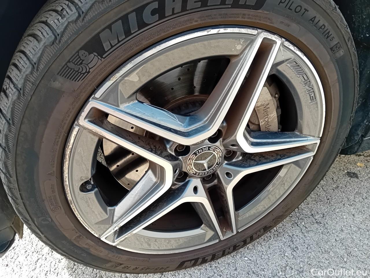 Mercedes  E-Klasse Clase E E 300 de 4Matic (213.011)AMG 2.0 AMG Line 305CV AT9 E6d #6