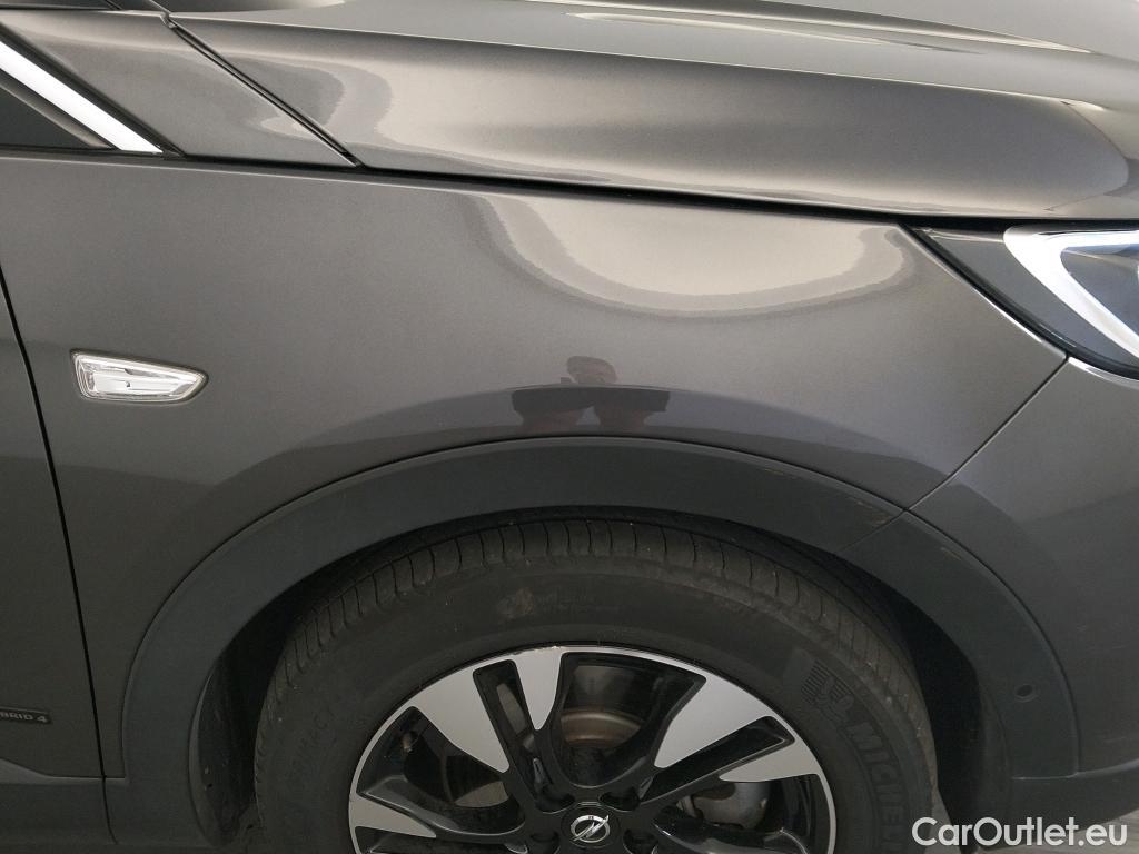  Opel   Grandland X Grandland X Plug-in-Hybrid 4 Ultimate 1.6 200CV AT8 #28