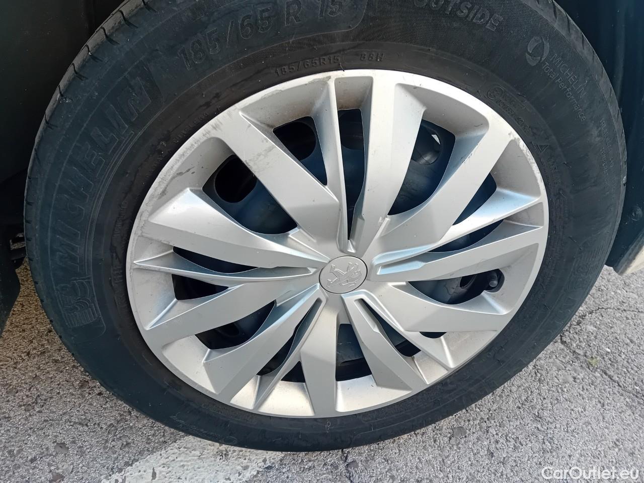  Peugeot  208  Active 1.5 HDi 100CV MT6 E6d #14