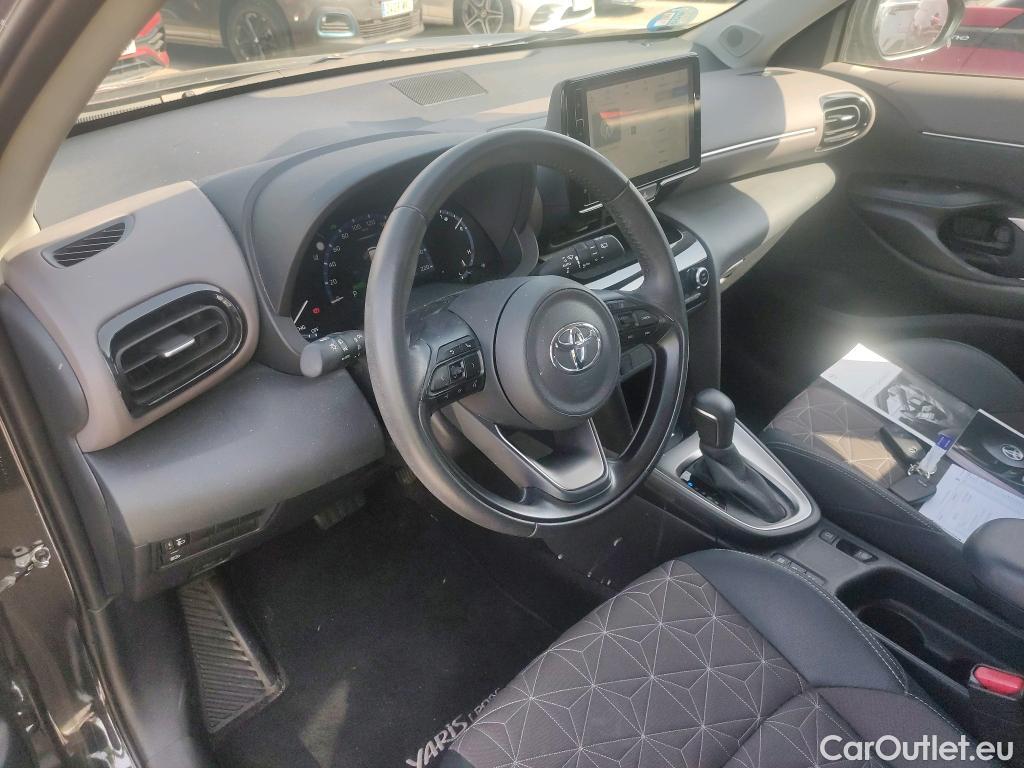  Land Rover  Discovery TOYOTA Yaris Cross / 2021 / 5P / todoterreno 1.5 120H Style Bi-Tono #21