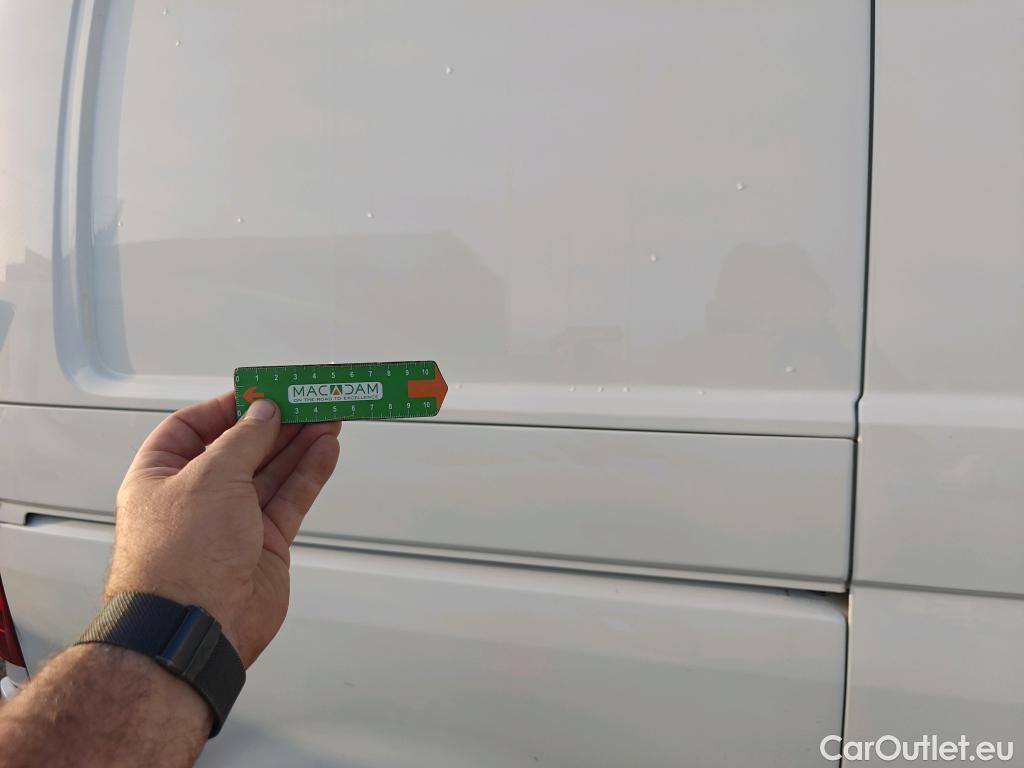  Land Rover  Discovery VOLKSWAGEN Transporter / 2020 / 4P / furgón Furgón Corto TN 2.0 TDI 81kW (110CV) #1