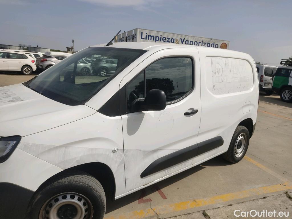  Peugeot  Partner PEUGEOT  / 2018 / 3P / furgón derivado de turismo Pro Standard 600kg BlueHDi 73kW #10