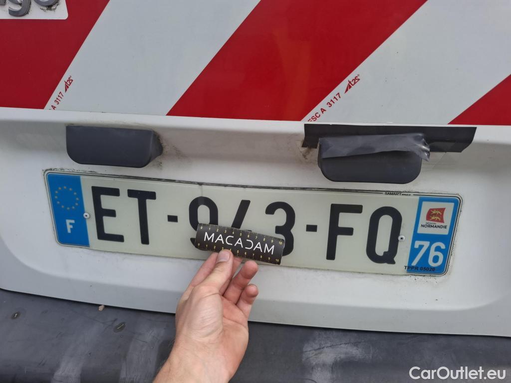  Citroen  Berlingo  Fourgon Business L1 (Court) 1.6 BlueHDi 100CV E6 #26