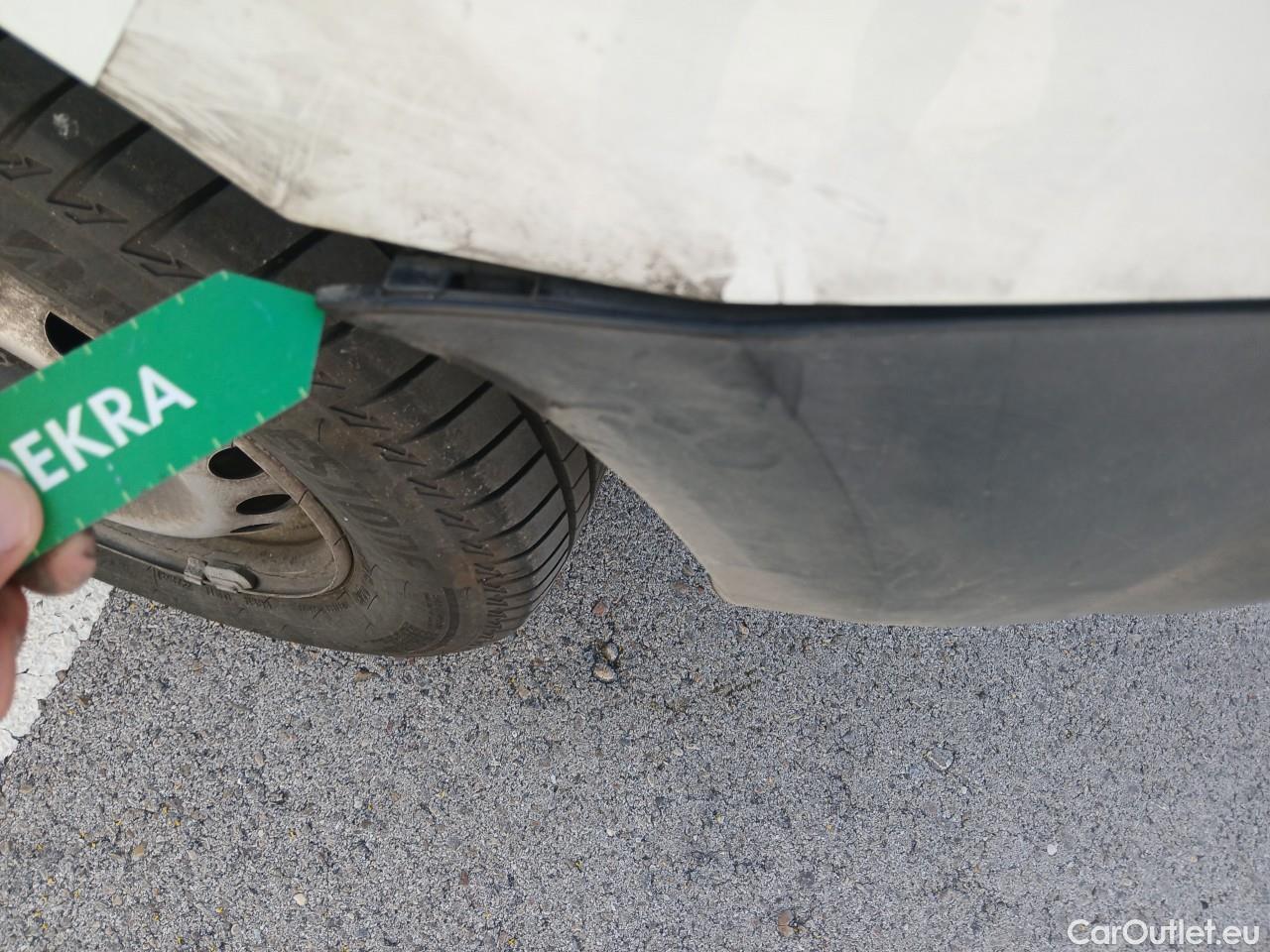  Renault  Kangoo  II Furgón Professional 1.5 dCi 80CV MT6 E6dT #25