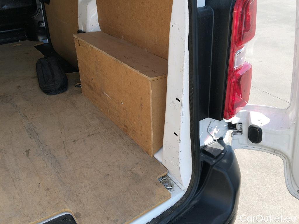  Opel  Vivaro OPEL  / 2019 / 4P / furgón 1.5 Diésel 74kW (100CV) S Inc. Express #13