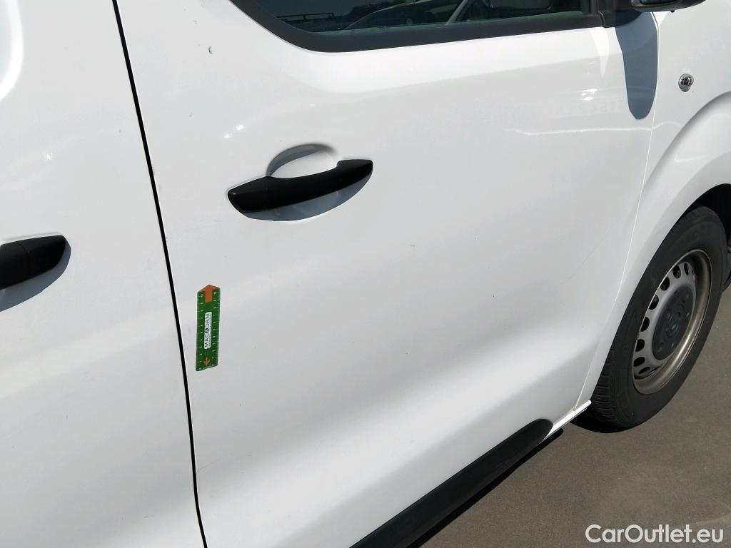  Opel  Vivaro OPEL  / 2019 / 4P / furgón 1.5 Diésel 74kW (100CV) S Inc. Express #25