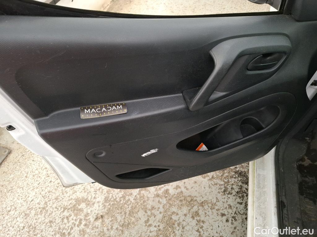  Citroen  Berlingo  Fourgon Business L1 (Court) 1.6 BlueHDi 100CV E6 #6