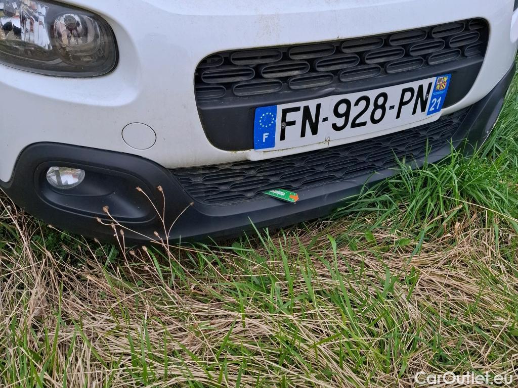  Citroen  C3  Société Feel Nav 1.2 PureTech 80CV BVM5 E6d #1
