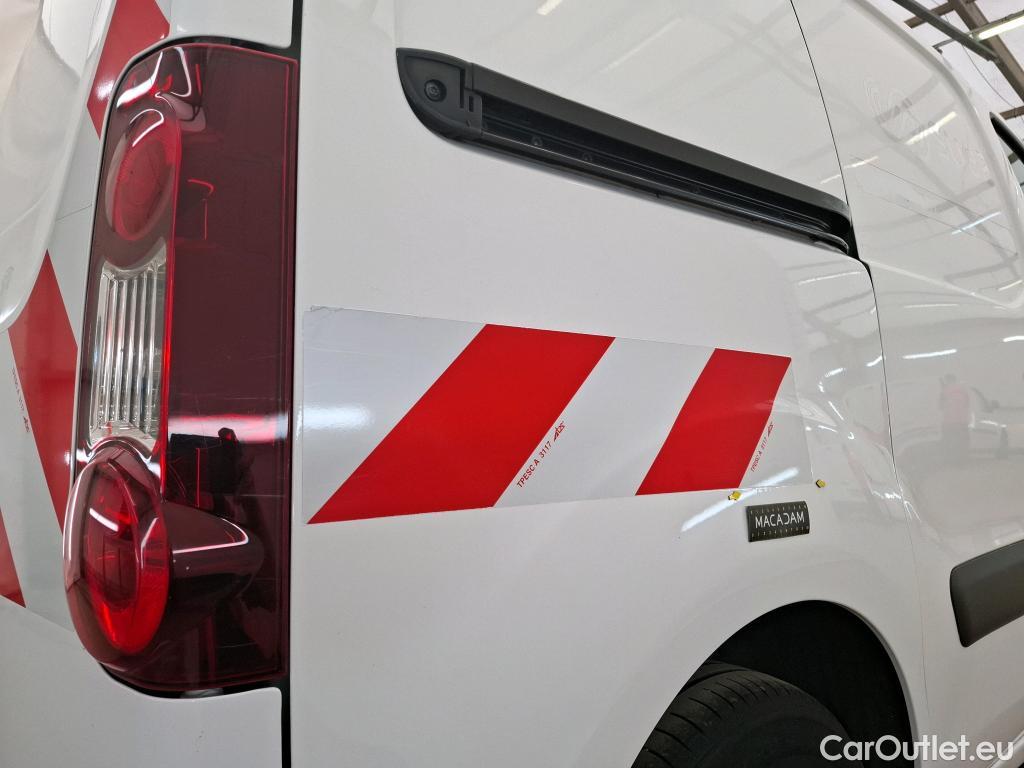  Citroen  Berlingo  Fourgon Club L1 (Court) 1.6 BlueHDi 100CV BVM5 E6 #4