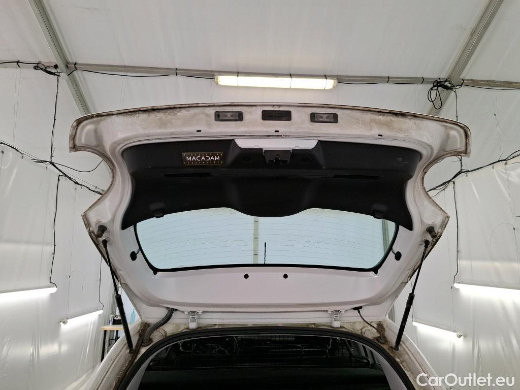  Citroen  C3  Société Feel Nav 1.2 PureTech 80CV BVM5 E6 #29