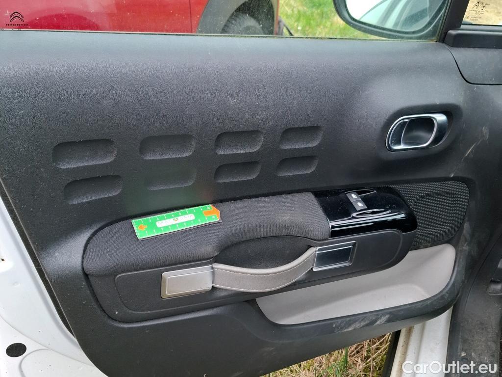  Citroen  C3  Société Feel Nav 1.2 PureTech 80CV BVM5 E6d #22