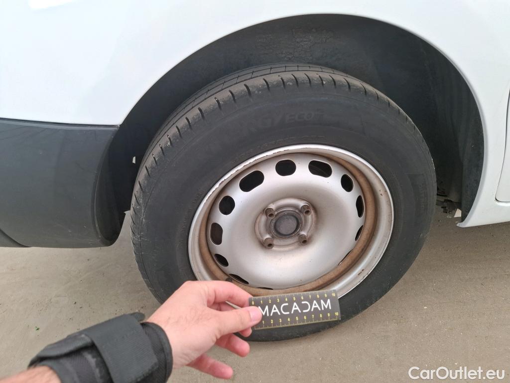  Citroen  Berlingo  Fourgon Club L1 (Court) 1.6 BlueHDi 100CV BVM5 E6 #32