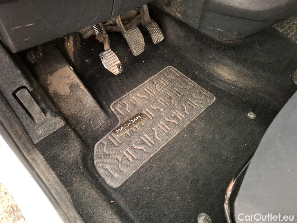  Citroen  Berlingo  Fourgon Confort L1 (Court) 1.6 100CV BVM5 E6 #31