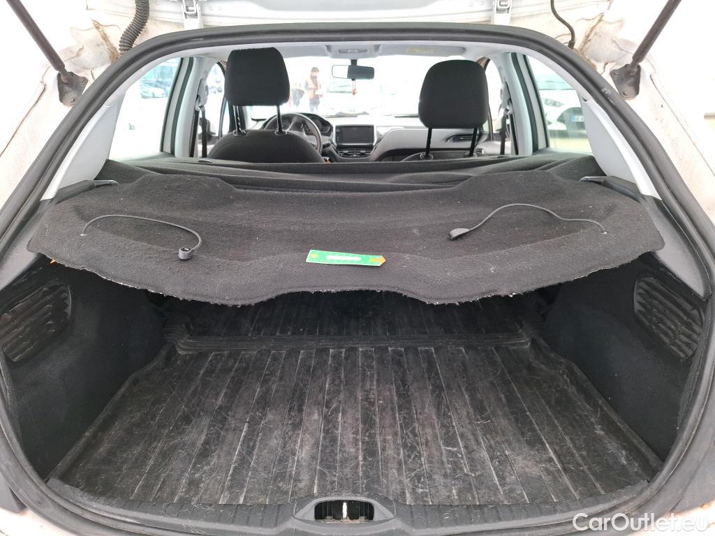  Peugeot  208  Affaire Premium Pack 1.2 80CV BVM5 E6dT #10