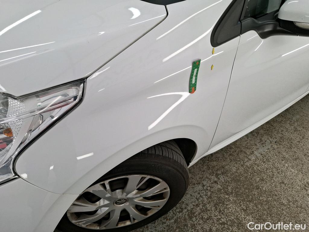  Peugeot  208  Affaire Premium Pack 1.6 HDi 100CV BVM5 E6 #15