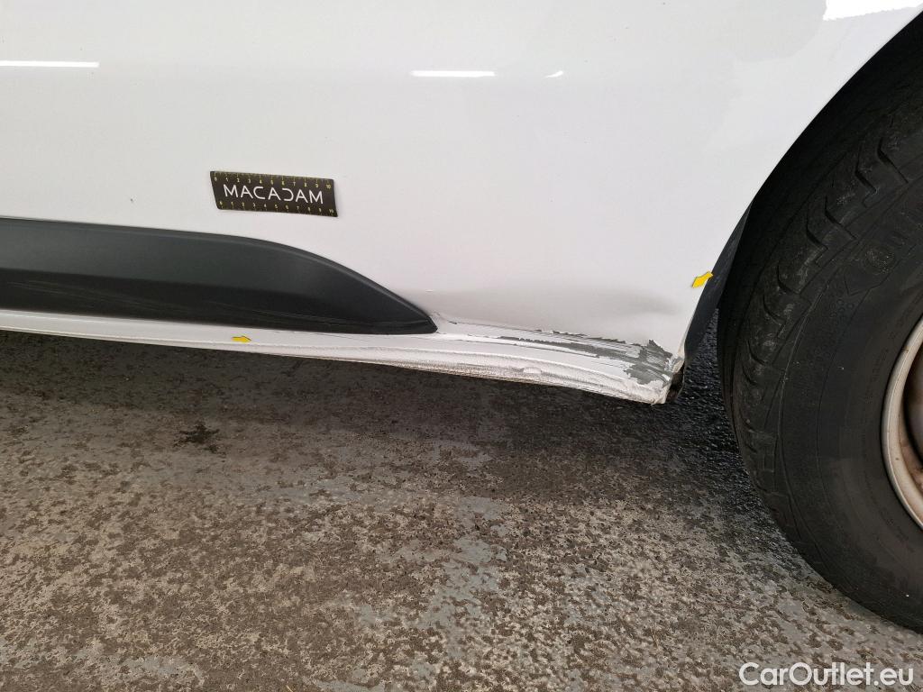  Peugeot  Expert  Fourgon Pro L2 1.5 HDi 100CV BVM6 E6dT #1