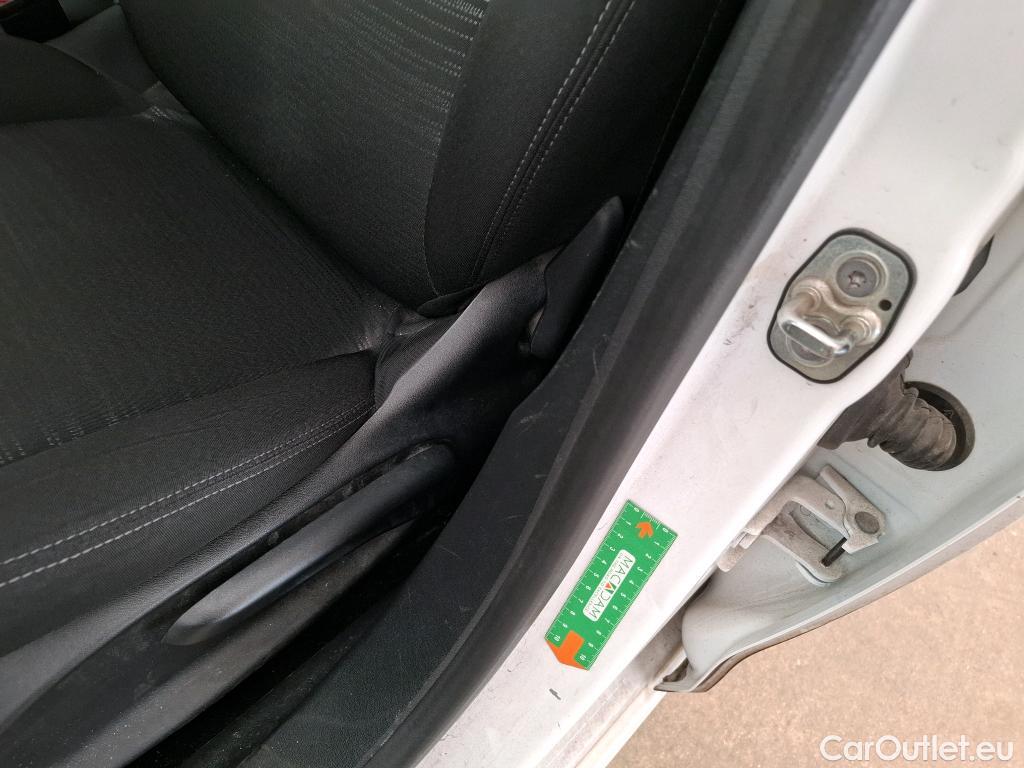  Peugeot  208  Affaire Premium Pack 1.2 80CV BVM5 E6dT #24