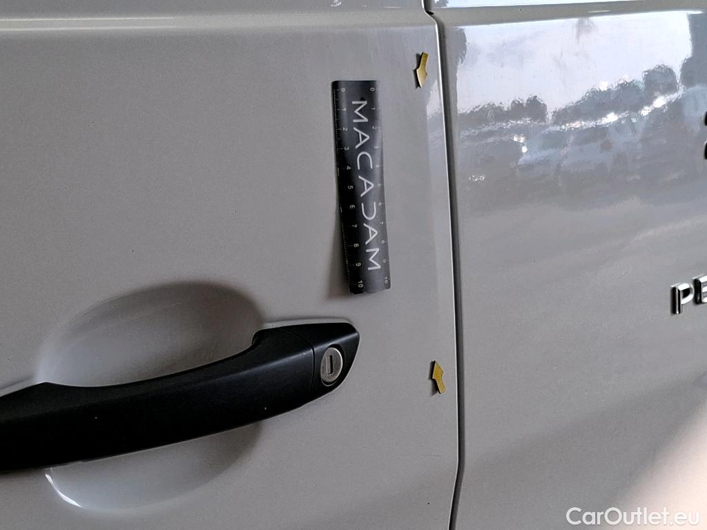  Peugeot  Expert  Fourgon Pro L2 1.5 HDi 100CV BVM6 E6dT #22