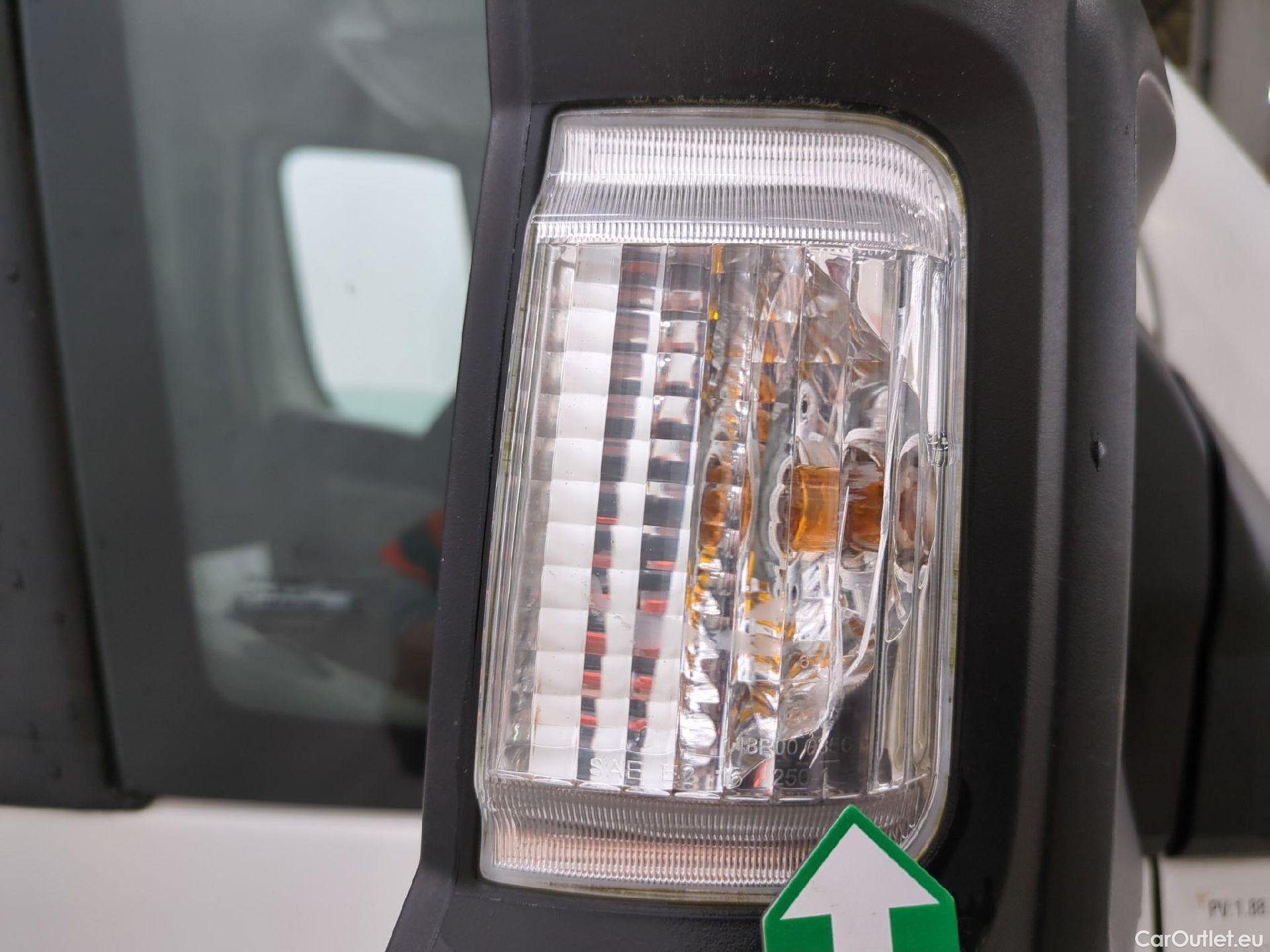  Peugeot  Boxer PEUGEOT  VU 4p Fourgon BLUEHDI 110 PREMIUM PA 333 L1H2 #29
