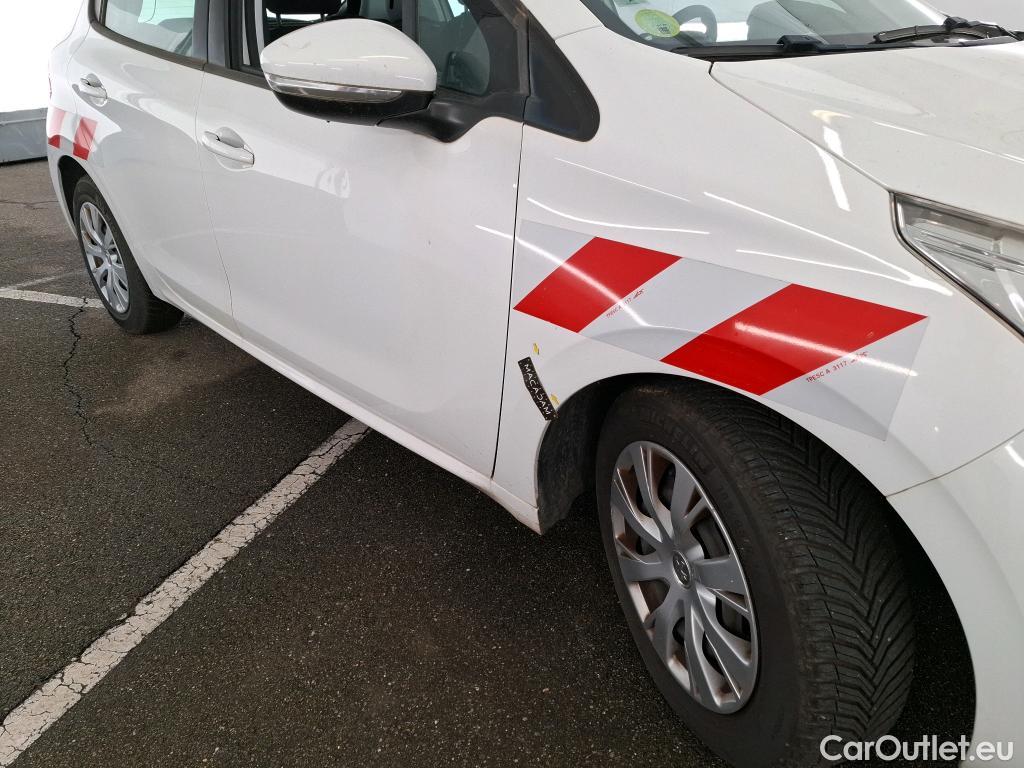  Peugeot  208  Affaire Premium Pack 1.5 HDi 100CV BVM6 E6dT #8