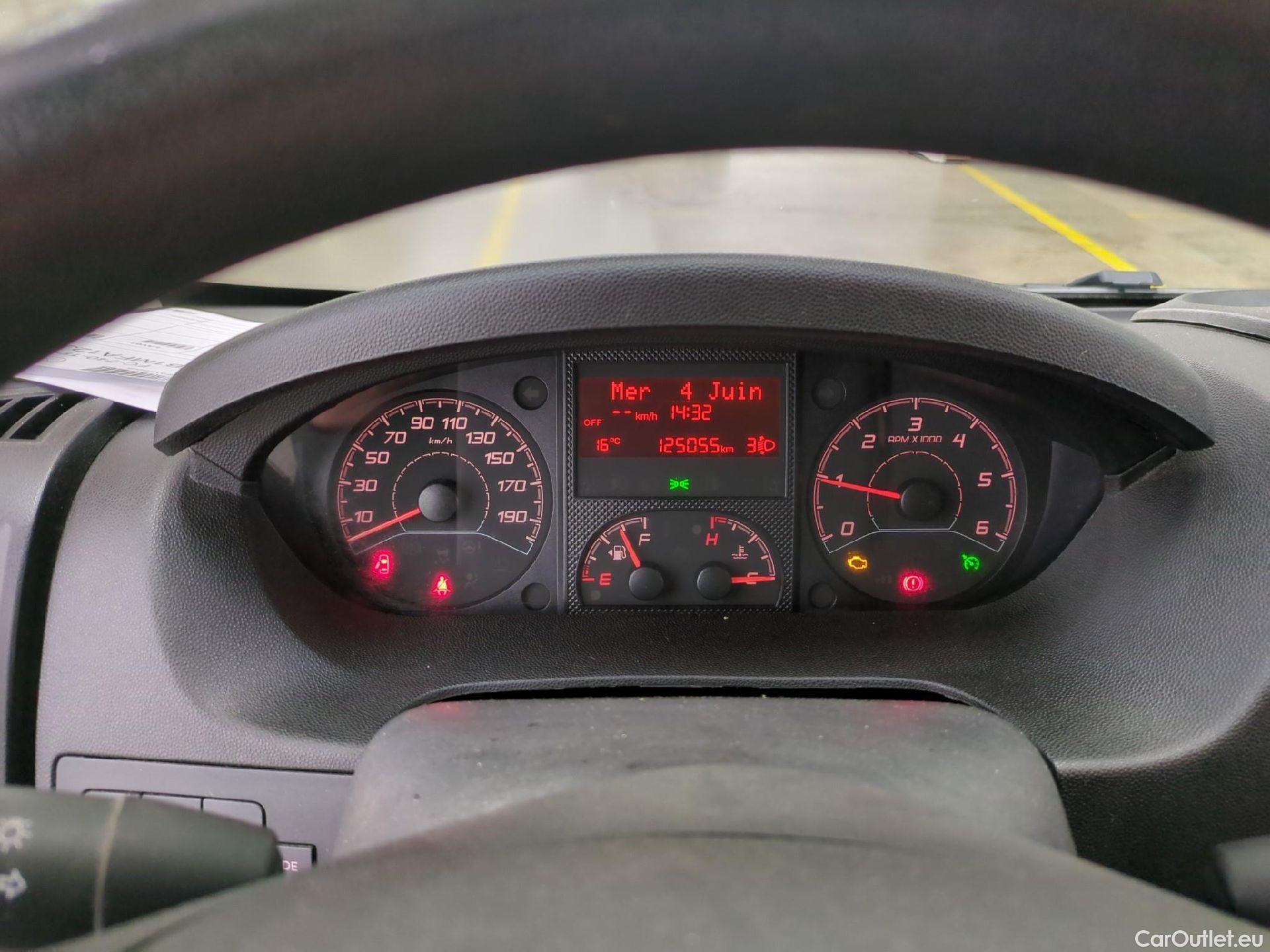  Peugeot  Boxer PEUGEOT  VU 4p Fourgon BLUEHDI 110 PREMIUM PA 333 L1H2 #2