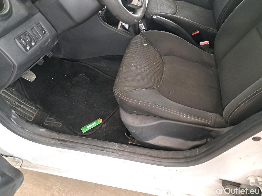  Renault  Clio  IV Air 1.5 dCi 75CV BVM5 E6 #82