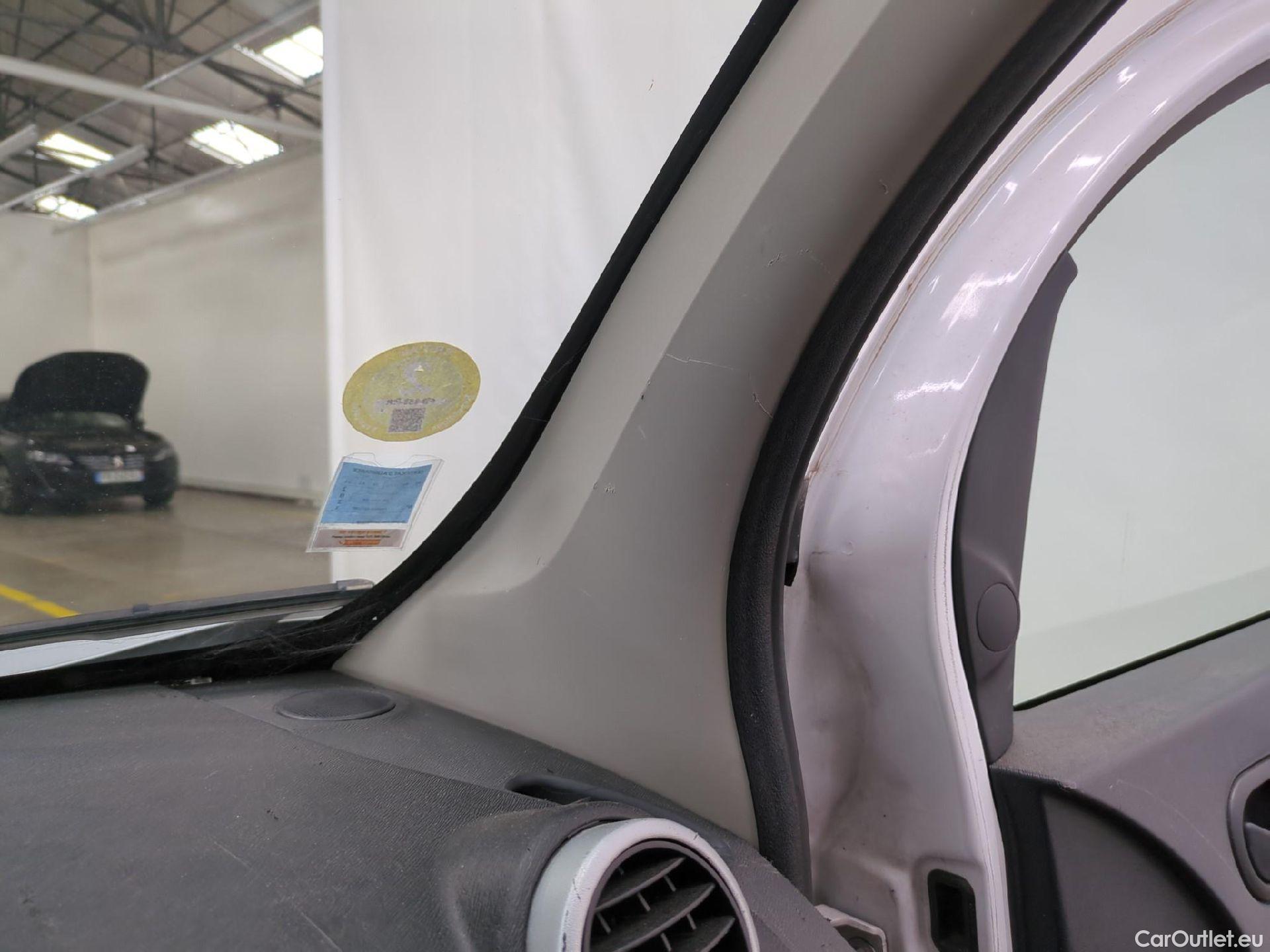 Renault  Kangoo  Express Grand Confort (L1) 1.5 dCi 90CV BVM5 E6 #21