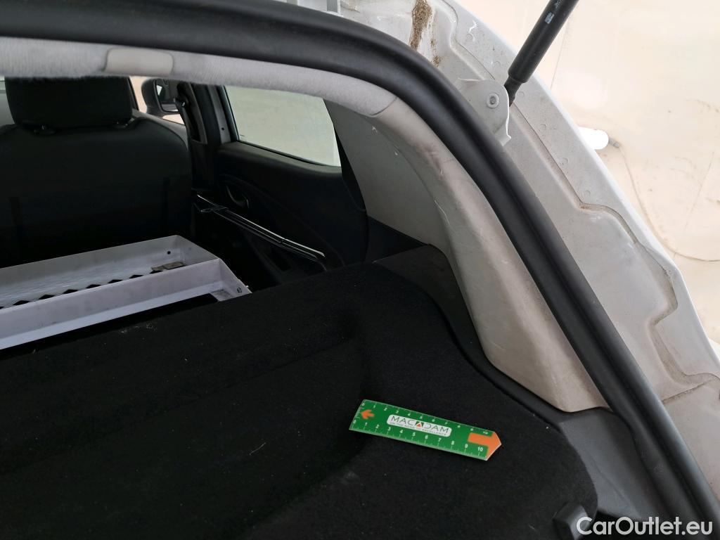  Renault  Clio  IV Air 1.5 dCi 75CV BVM5 E6 #88