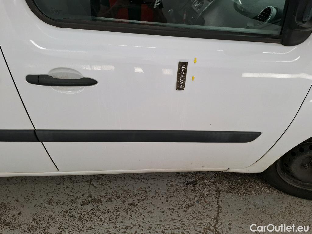  Renault  Kangoo  Express Extra (Série Spéciale) 1.5 dCi 75CV BVM5 E6 #24