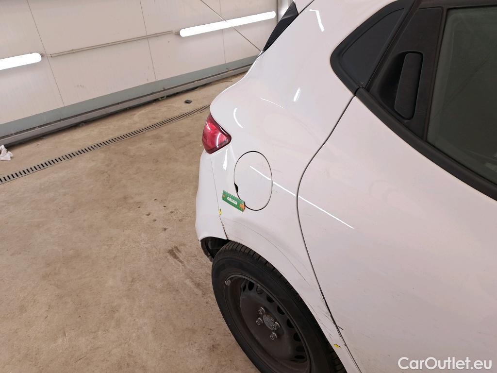  Renault  Clio  IV Air 1.5 dCi 75CV BVM5 E6 #1