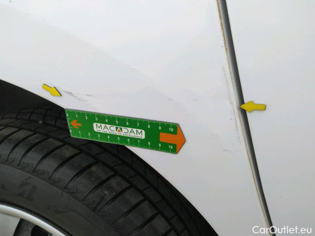  Renault  Kangoo RENAULT  Express / 2013 / 4P / Fourgonnette Extra R-Link dCi 90 #32